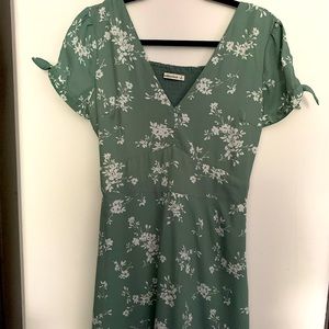 Abercrombie & Fitch Mint Green Mini Dress, size small.